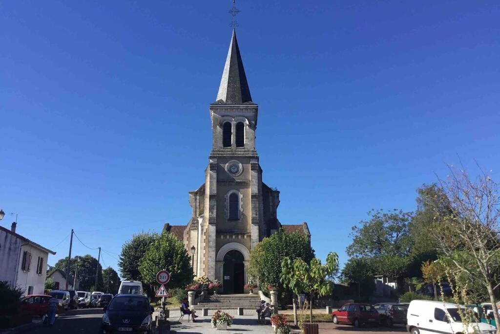 فيلا Breesfalt Gite Accomodation Maisonnais-Sur-Tardoire المظهر الخارجي الصورة