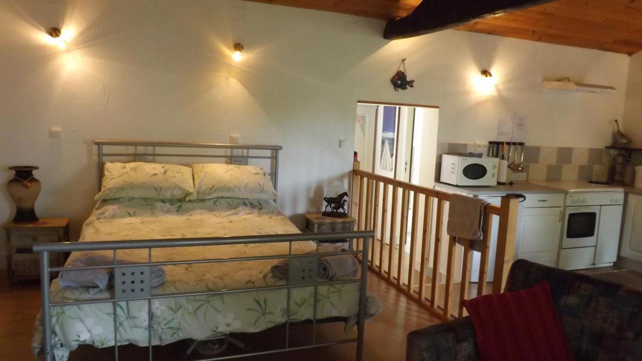 فيلا Breesfalt Gite Accomodation Maisonnais-Sur-Tardoire المظهر الخارجي الصورة